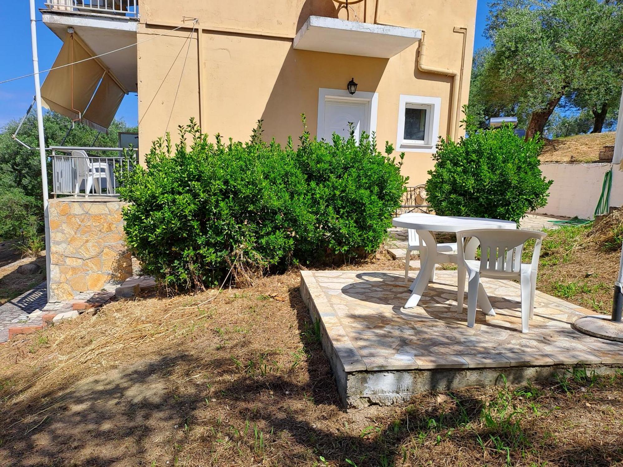 Evridiki Apartments Месонги Экстерьер фото