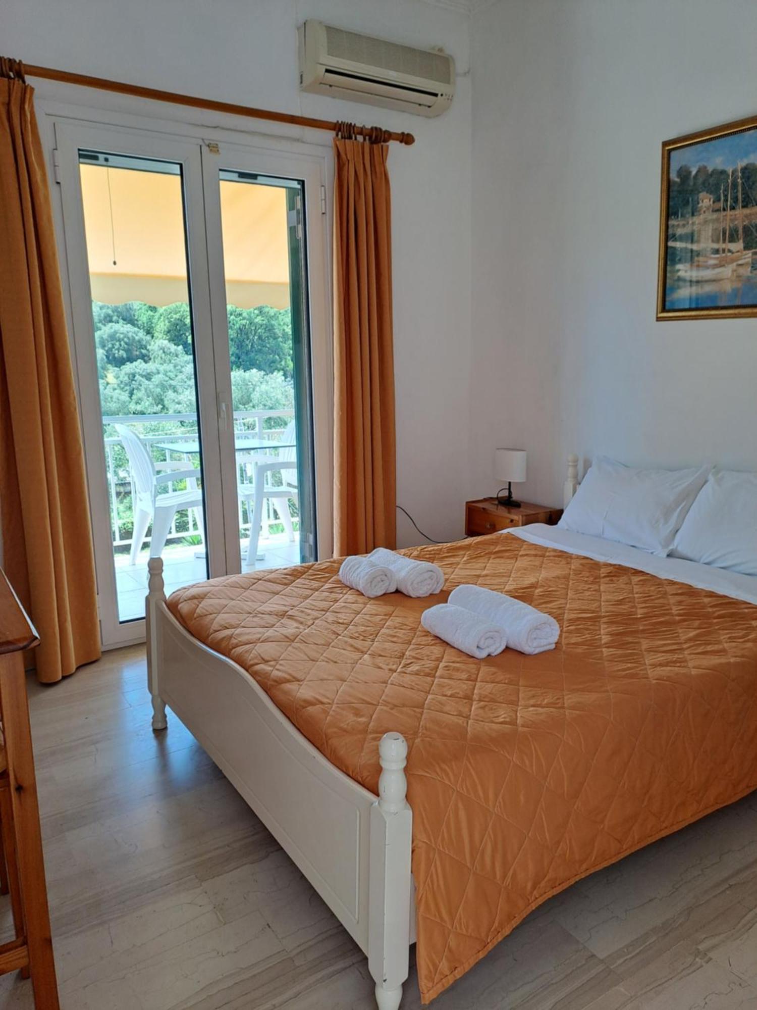 Evridiki Apartments Месонги Экстерьер фото