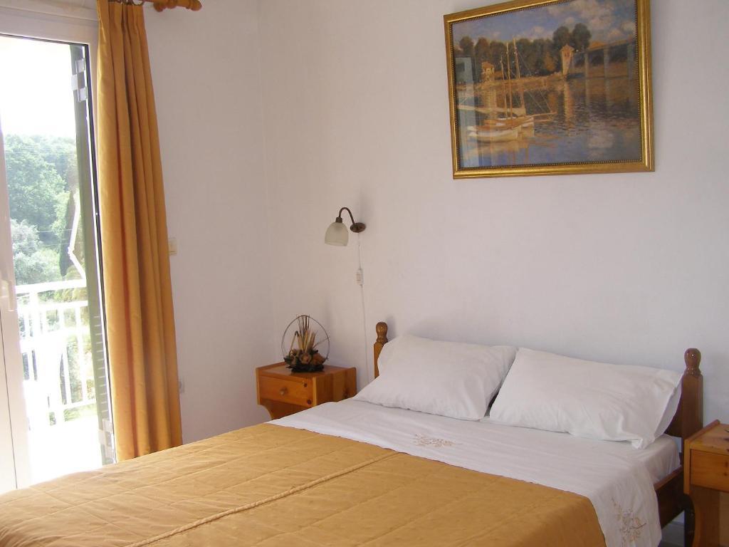 Evridiki Apartments Месонги Экстерьер фото