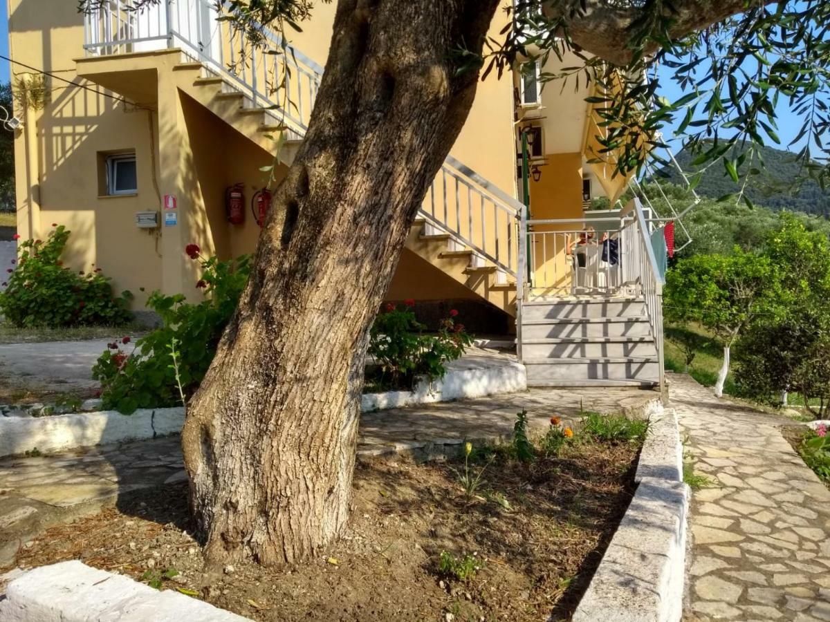Evridiki Apartments Месонги Экстерьер фото
